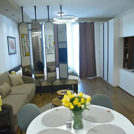 Urban Elegance * Ni